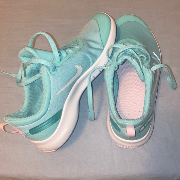 Nike Flex Experience 8 - Picture 2 of 4